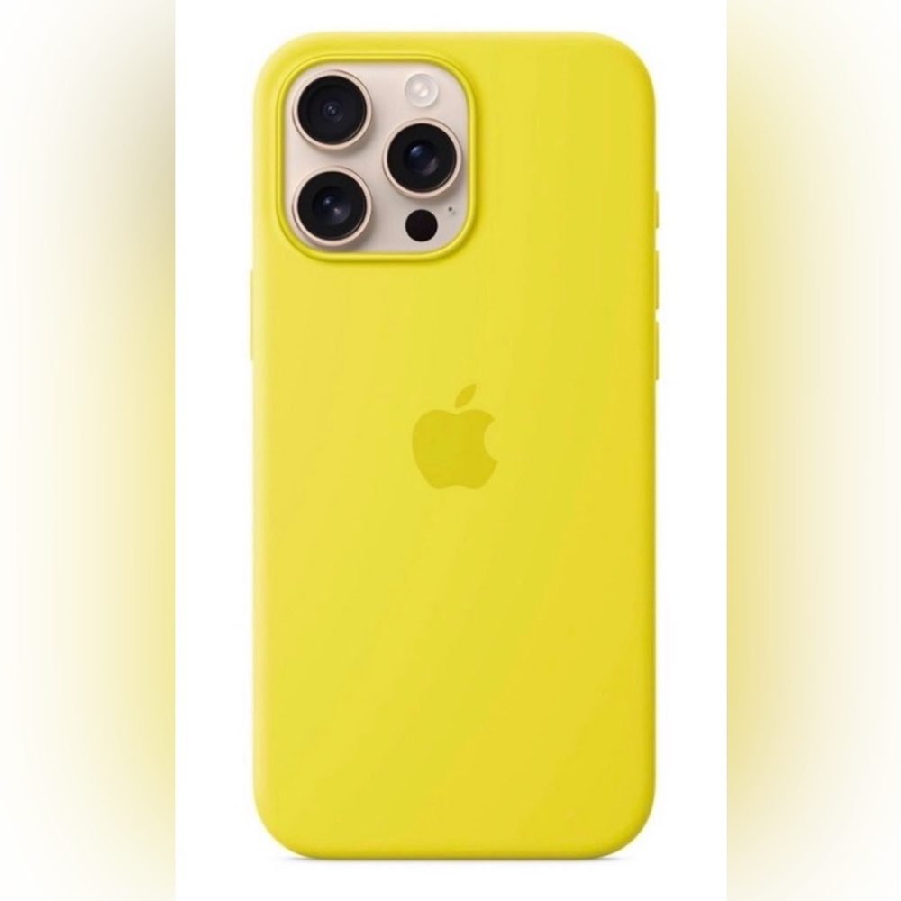 NWT Apple - iPhone 16 Pro Max Silicone Case with MagSafe - Star Fruit